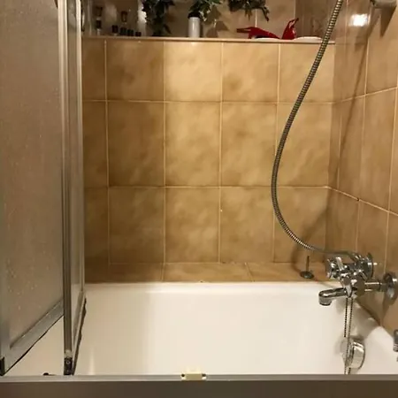 “4 Seasons Apartament “ Centrale +box Auto Apartment Sanremo
